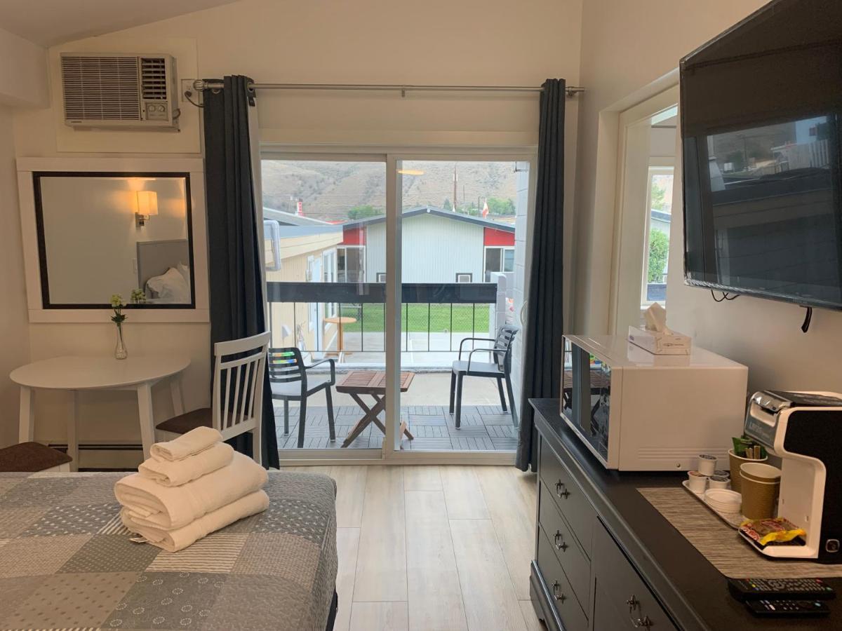 Destination Inn Cache Creek Luaran gambar