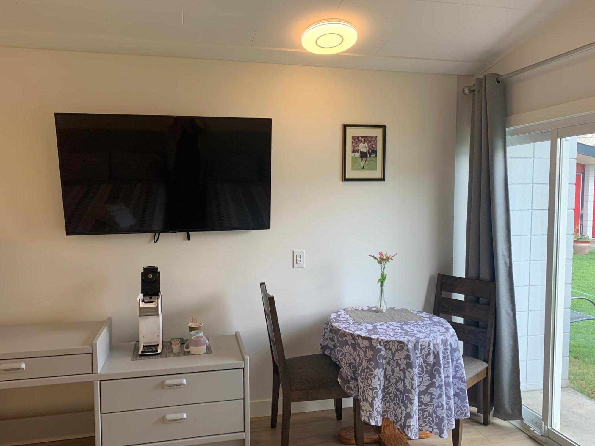 Destination Inn Cache Creek Luaran gambar