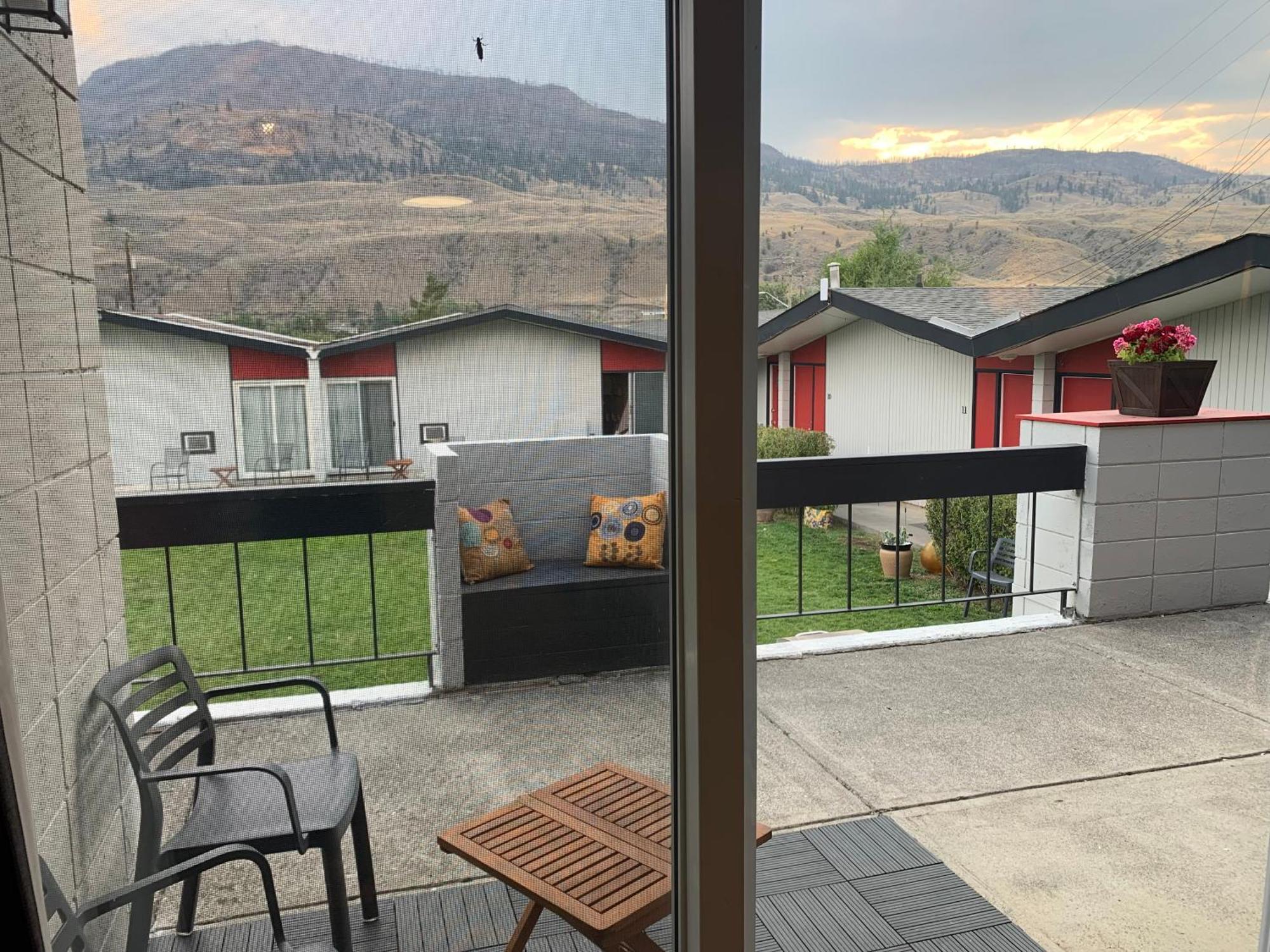 Destination Inn Cache Creek Luaran gambar